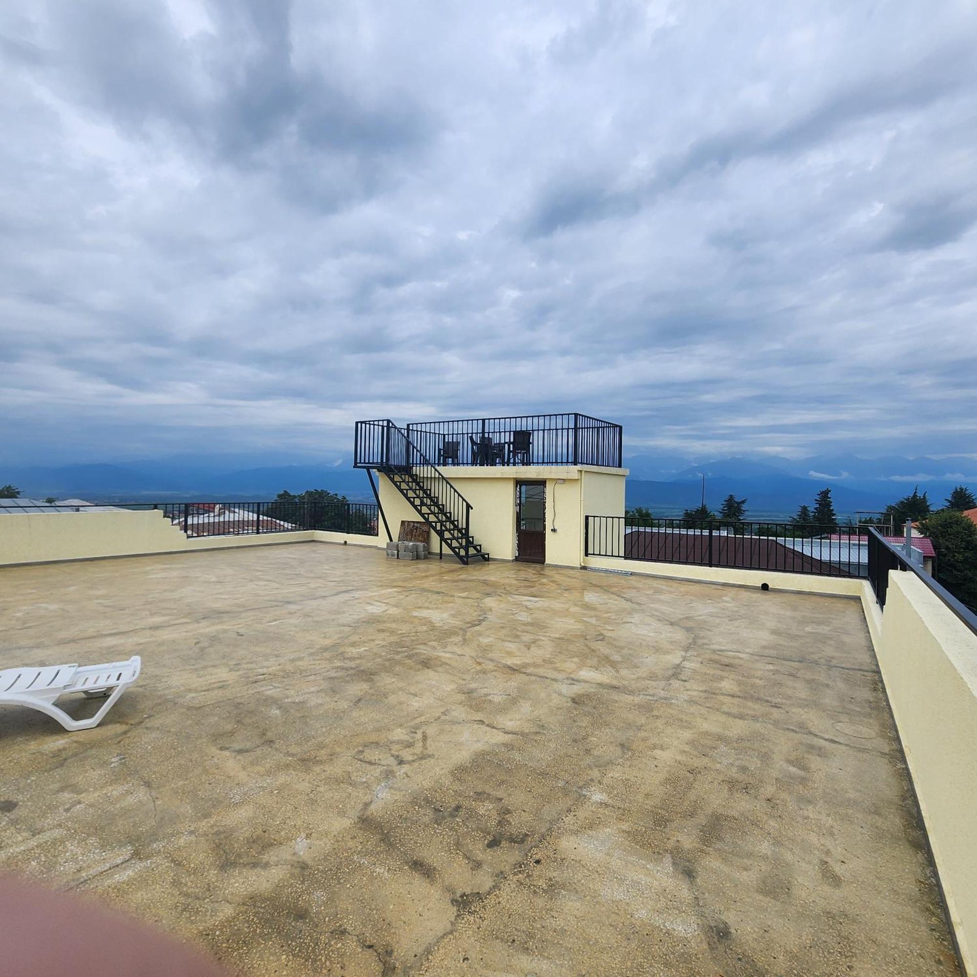 Panorama Family Hotel Telavi Eksteriør billede